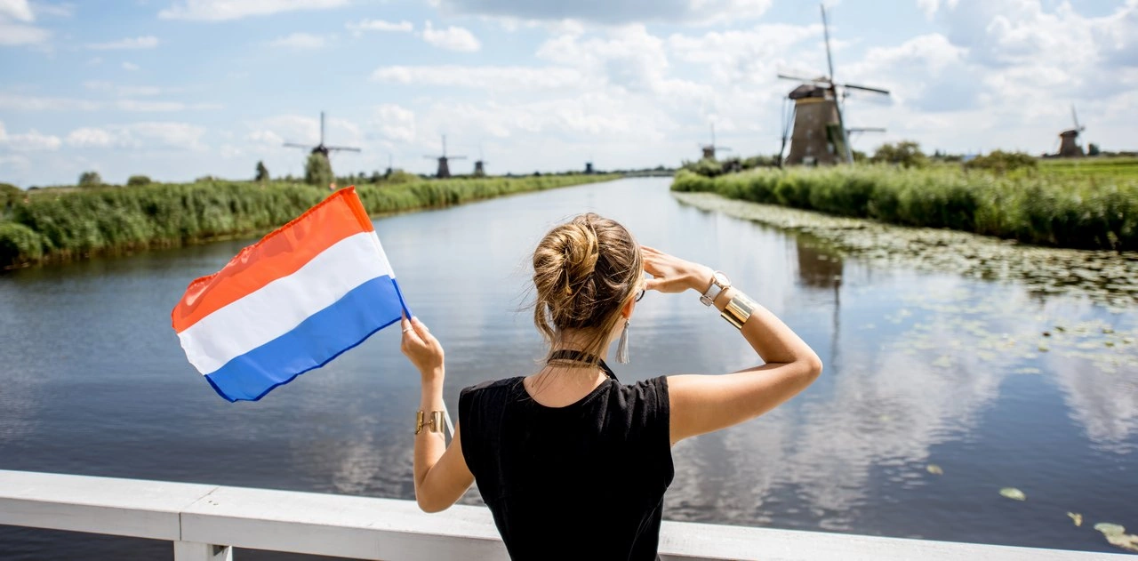 Obrazek poglądowy: Rozliczenie podatku z Holandii a wysoki zwrot - jak zadbać o finanse?